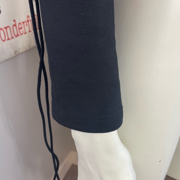 Fashion Nova cropped long sleeve boat neck lace-up shoulder top - Picture 5 of 11